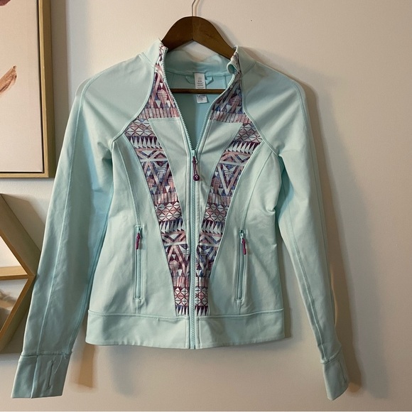 Ivivva Light Blue Define Jacket with Patterned Accents kids Lululemon size 14 - Picture 1 of 4